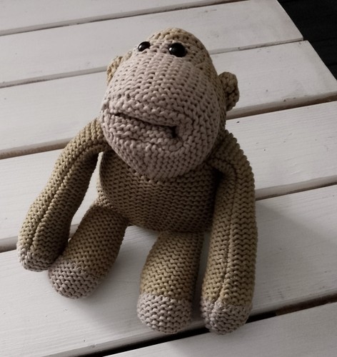 Tips knitted monkey - pg,